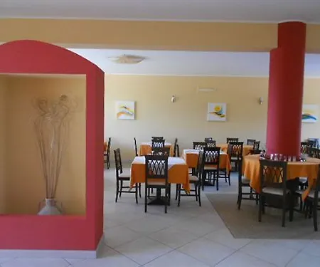 梅迪马勒俱乐部公寓式酒店 3*