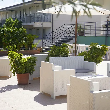 מלון דירות Medimare Club